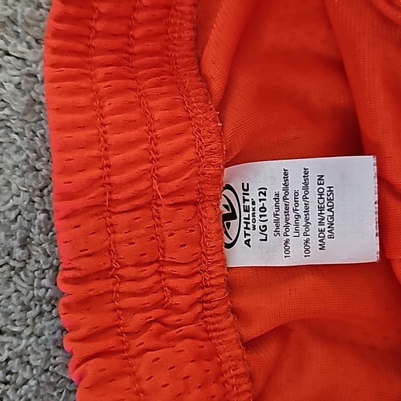 Boy's Short - Picture 2 of 4